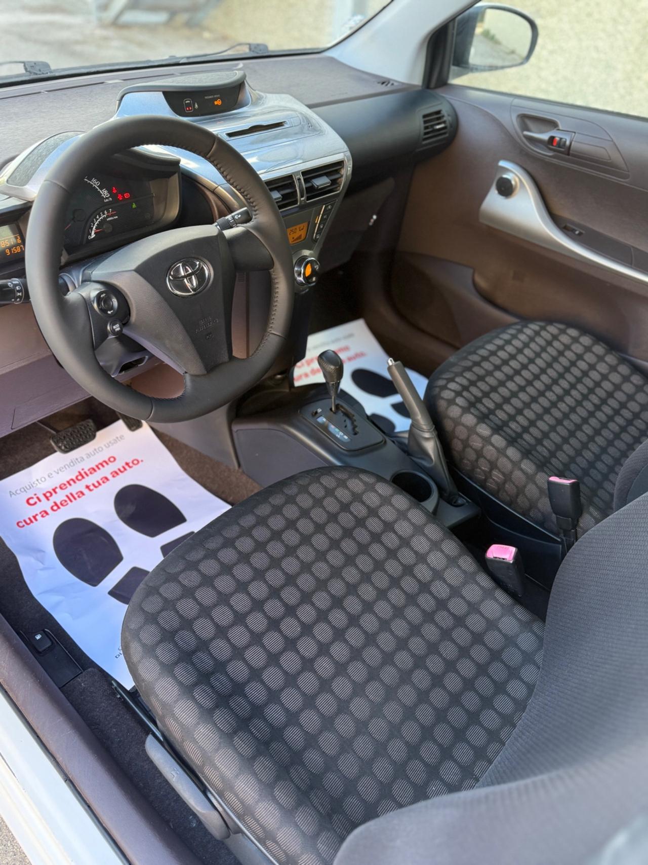 Toyota iQ 1.0 Multidrive