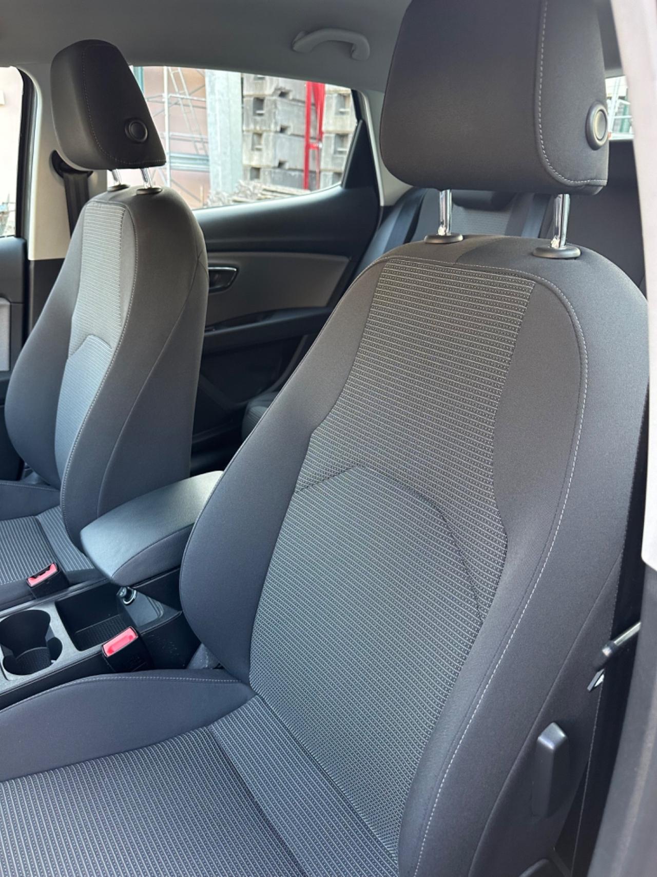 Seat LEON 1.6 TDI 115 CV DSG 5p. STYLE UNICOPR GARANZ