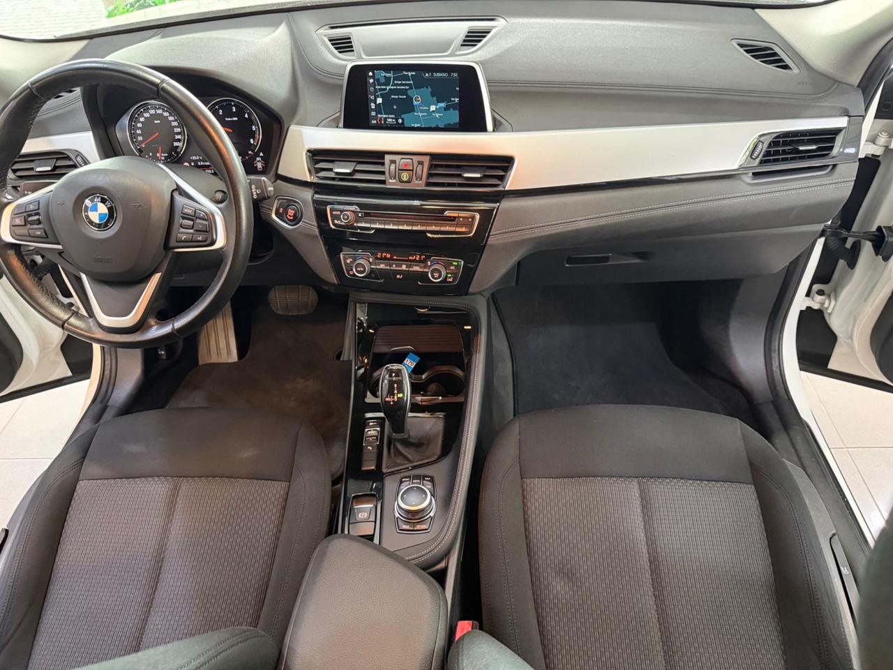Bmw X2 sdrive18d Business auto 58.000KM!!
