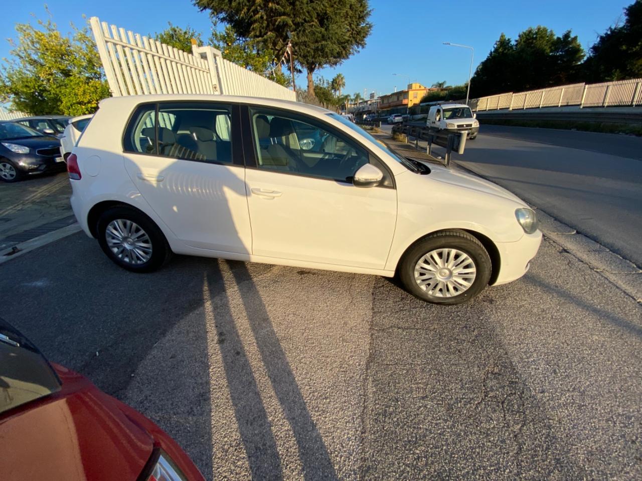 Volkswagen Golf 1.4 5p. United