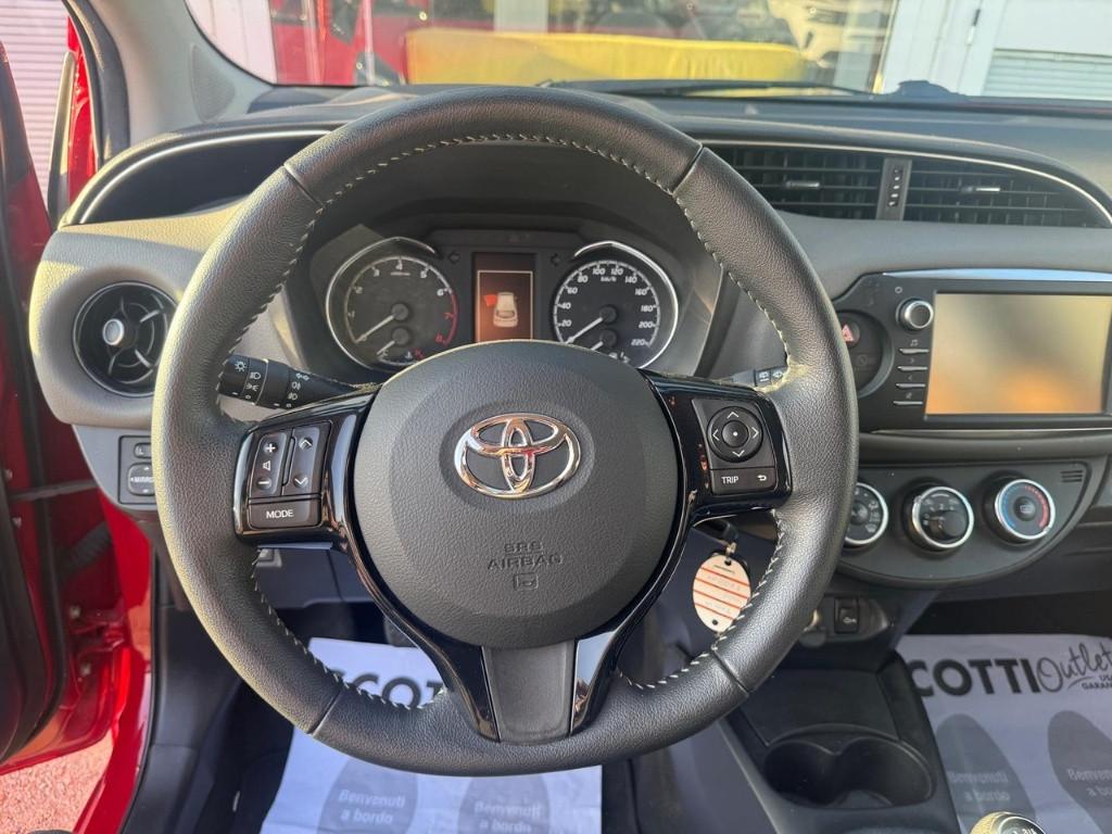TOYOTA Yaris 3ª serie - Yaris 1.0 72 CV 5 porte Active