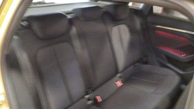 AUDI A3 SPORTBACK 30 g-tron S tronic Business Advanced