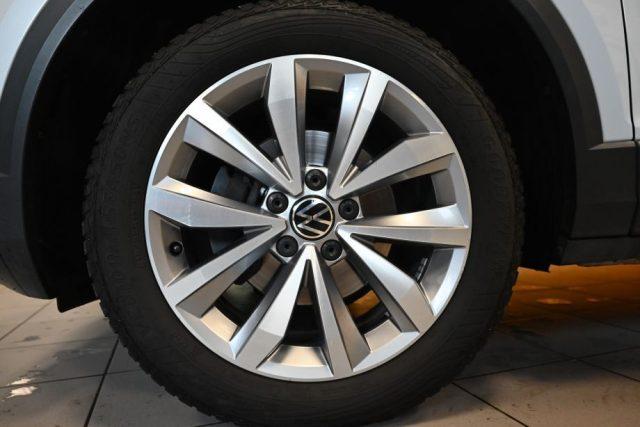VOLKSWAGEN T-Roc 1.5 TSI ACT STYLE BMT 6M 150CV NAVI CAM TEL17"FULL