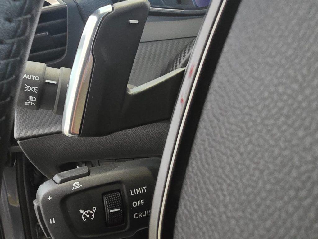Peugeot 2008 Hybrid 145 e-DCS6 Allure