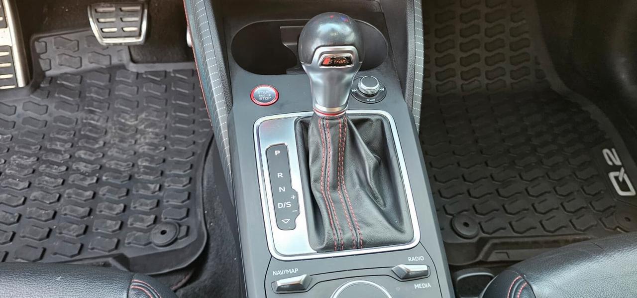 Audi SQ2 TFSI quattro S tronic sport attitude