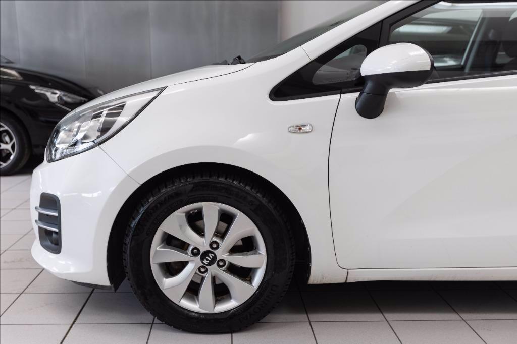 KIA Rio 5p 1.2 Cool eco Gpl del 2017