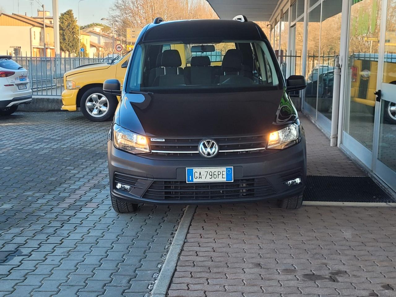 Volkswagen Caddy 2.0 TDI 122 CV 4MOTION Autocarro N1