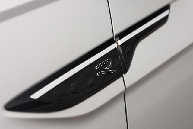 VOLKSWAGEN Taigo 1.0 TSI 110 CV DSG R-Line