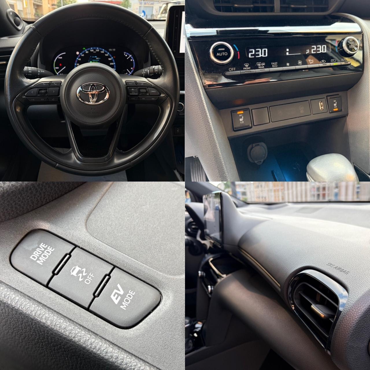 Toyota Yaris Cross 1.5 Hybrid Premiere - SOLO 30.882Km !!