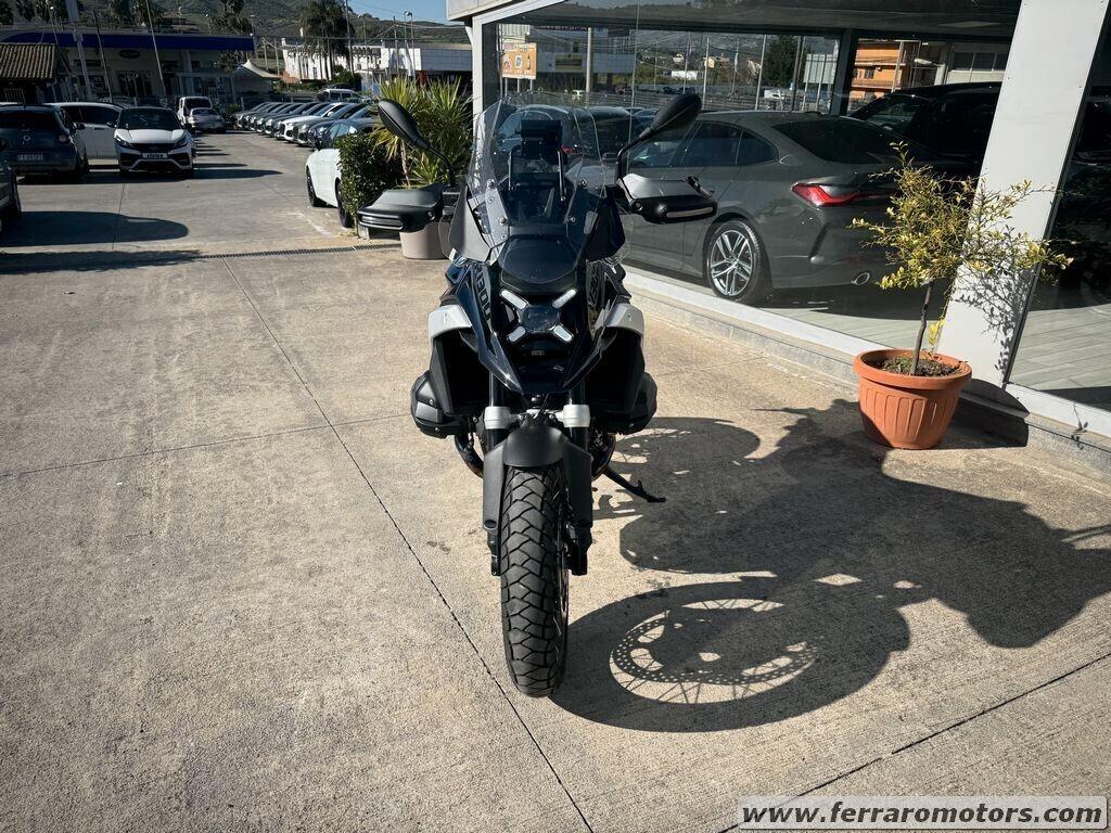Bmw R 1300 GS tripleblack a 239 euro al mese senza anticipo