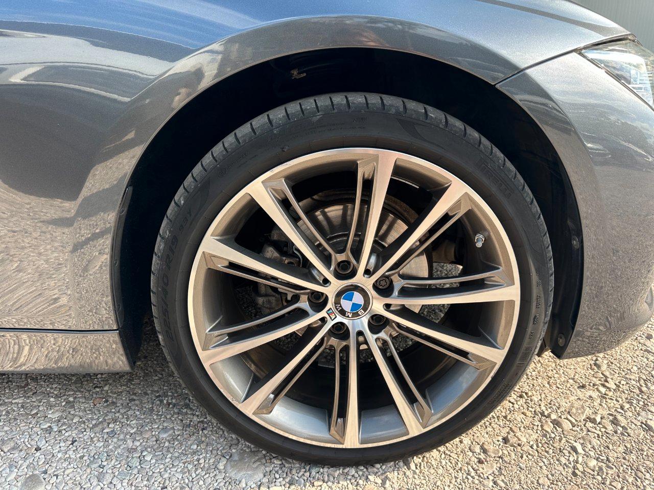 BMW 318 318d touring Msport