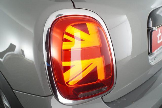 MINI Mini 5 Porte 1.5 Cooper Essential 5 porte