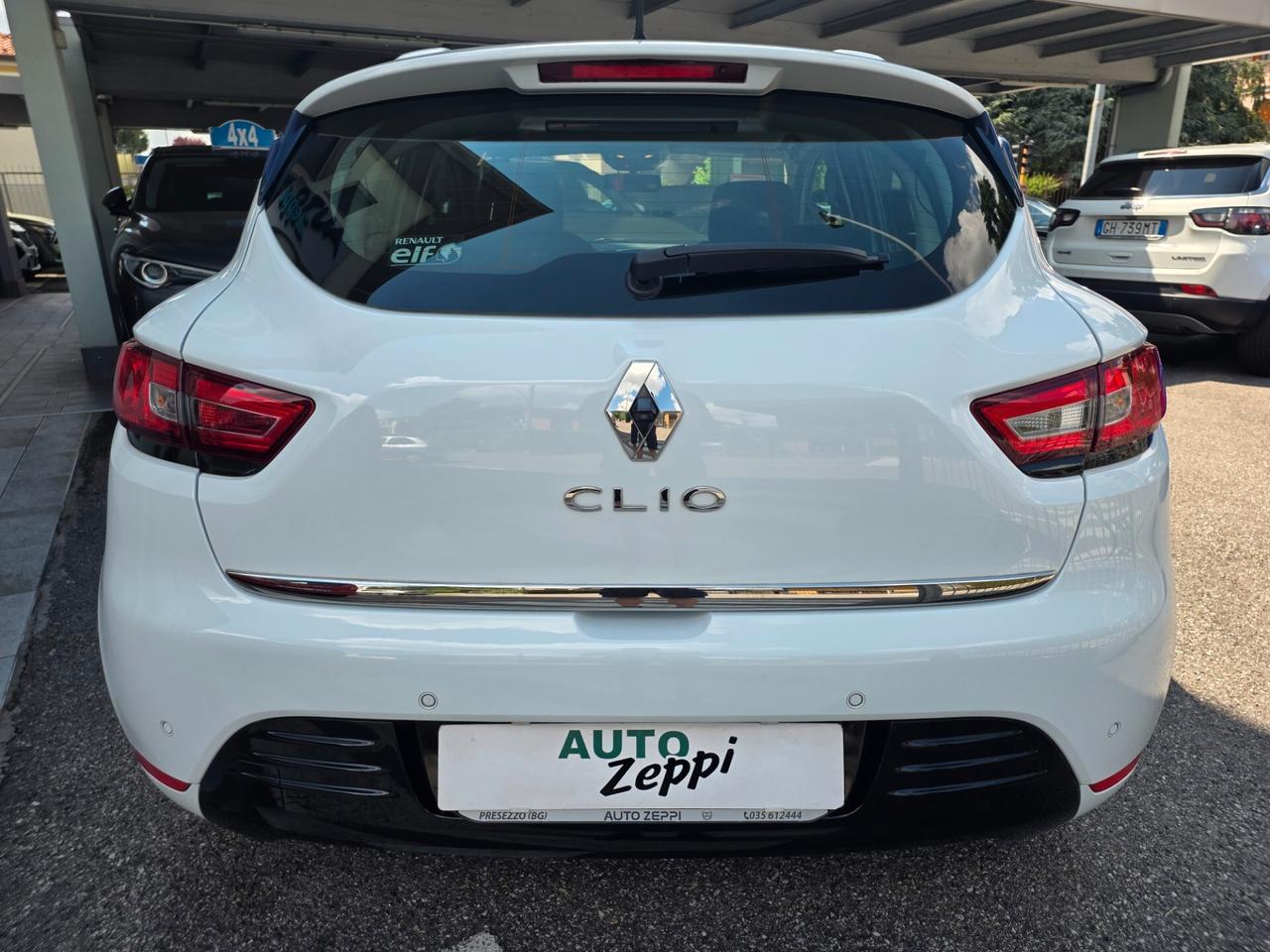 Renault Clio 0.9 TCE 75cv Moschino / UNICOPROPRIETARIO