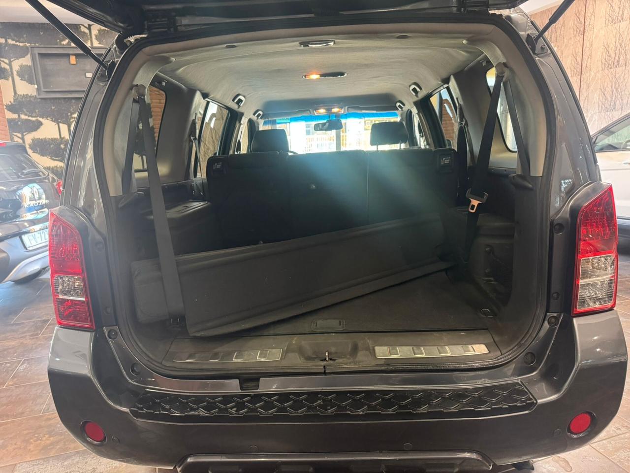 Nissan Pathfinder 2.5 dCi Sport