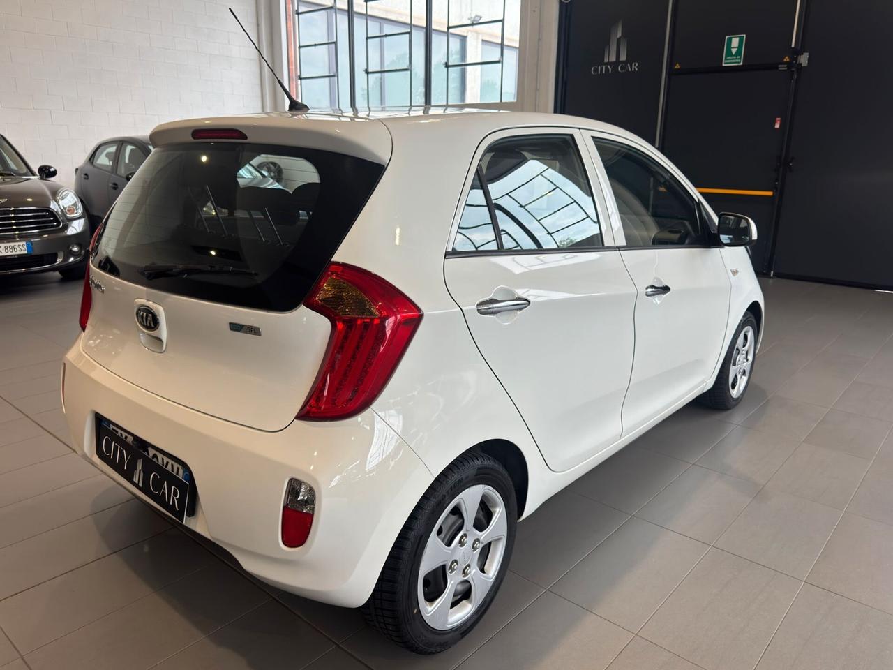 Kia Picanto 1.0 12V EcoGPL 5 porte Glam