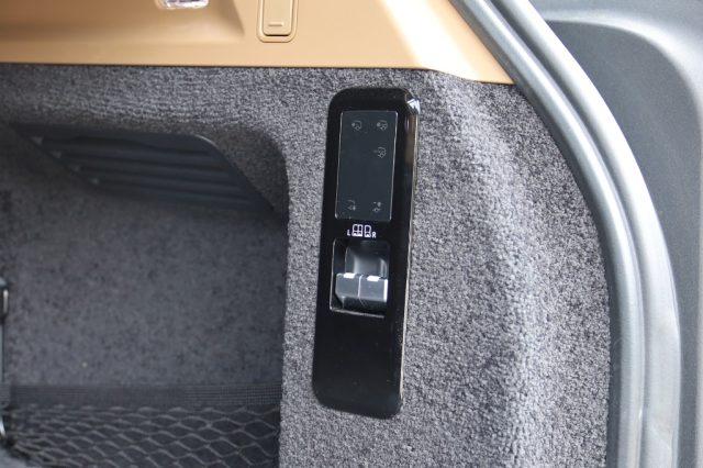 LAND ROVER Range Rover 3.0 I6 HSE LWB IVA ESP. FULL OPT.