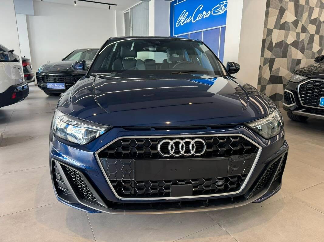 Audi A1 30 1.0 tfsi S line edition 116cv