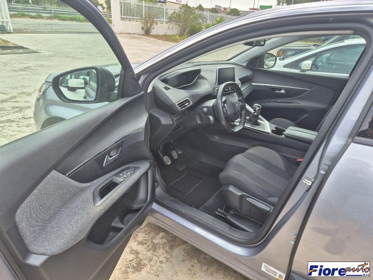 PEUGEOT - 3008 - BlueHDi 130 S&S Business