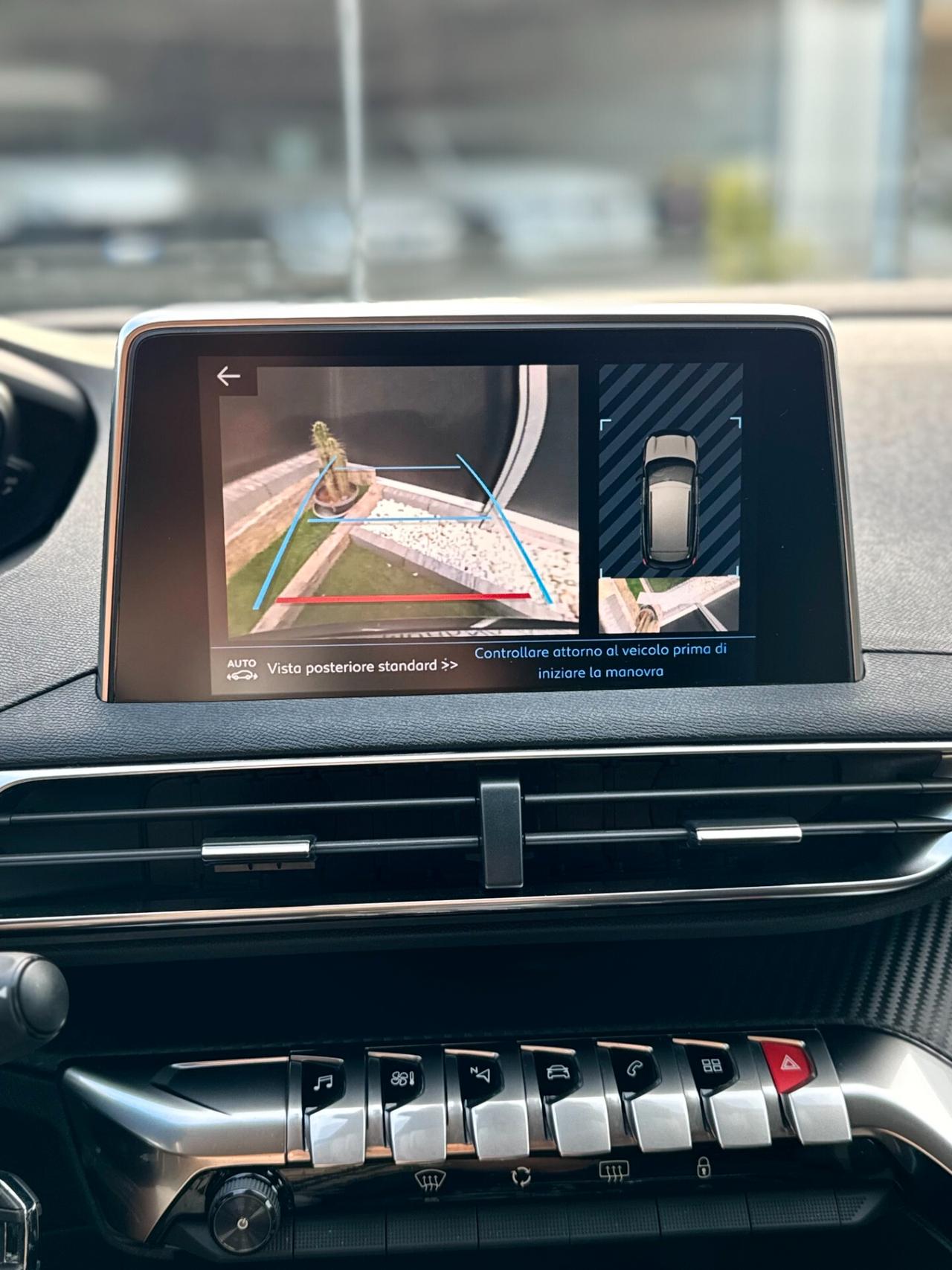 Peugeot 3008 BlueHDi 130 S&S EAT8 Business