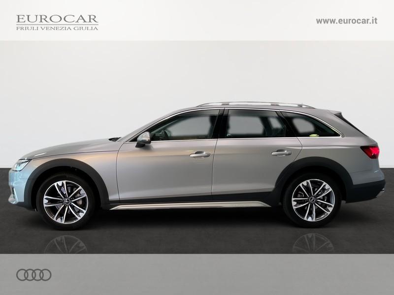 Audi A4 allroad allroad 40 2.0 tdi mhev identity contrast quattro 204cv s-tronic