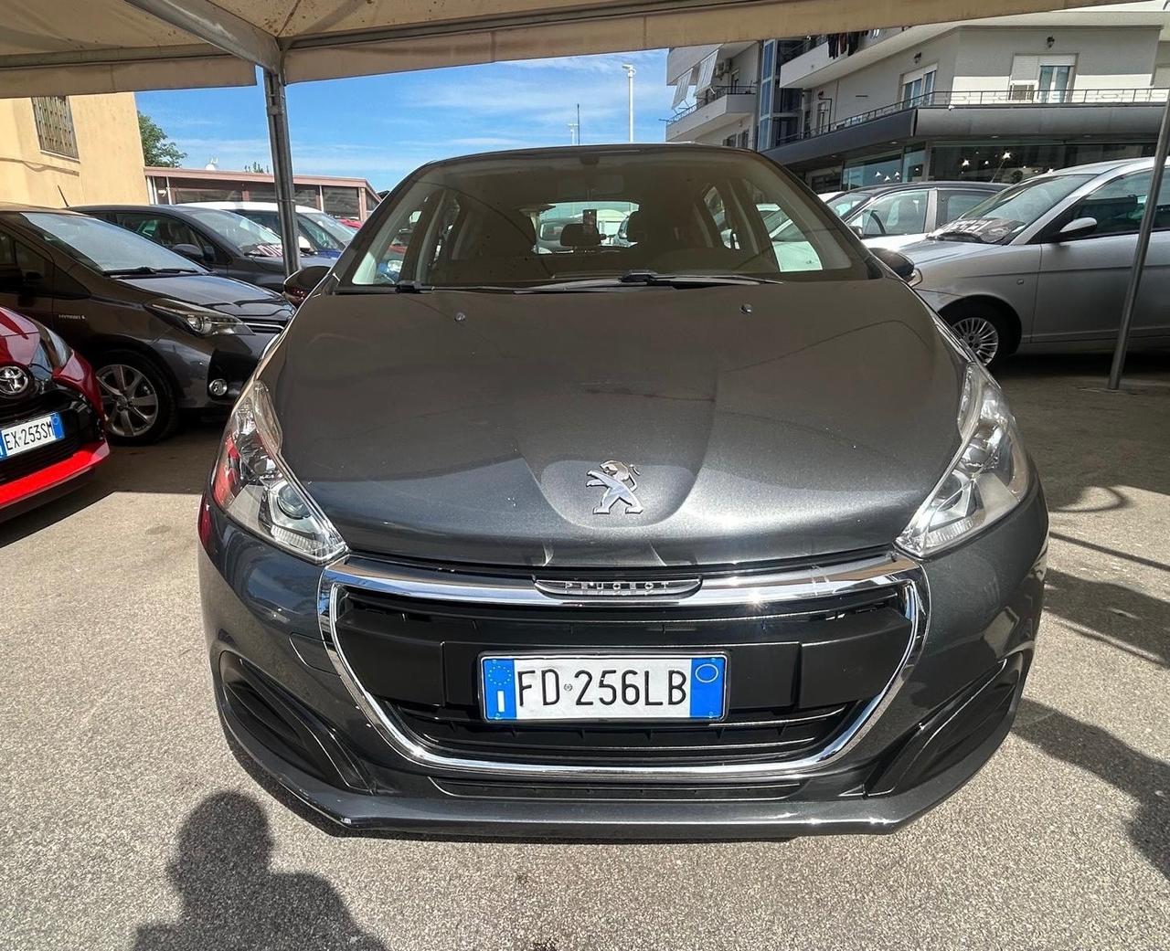 Peugeot 208 BlueHDi 75 5 porte Allure