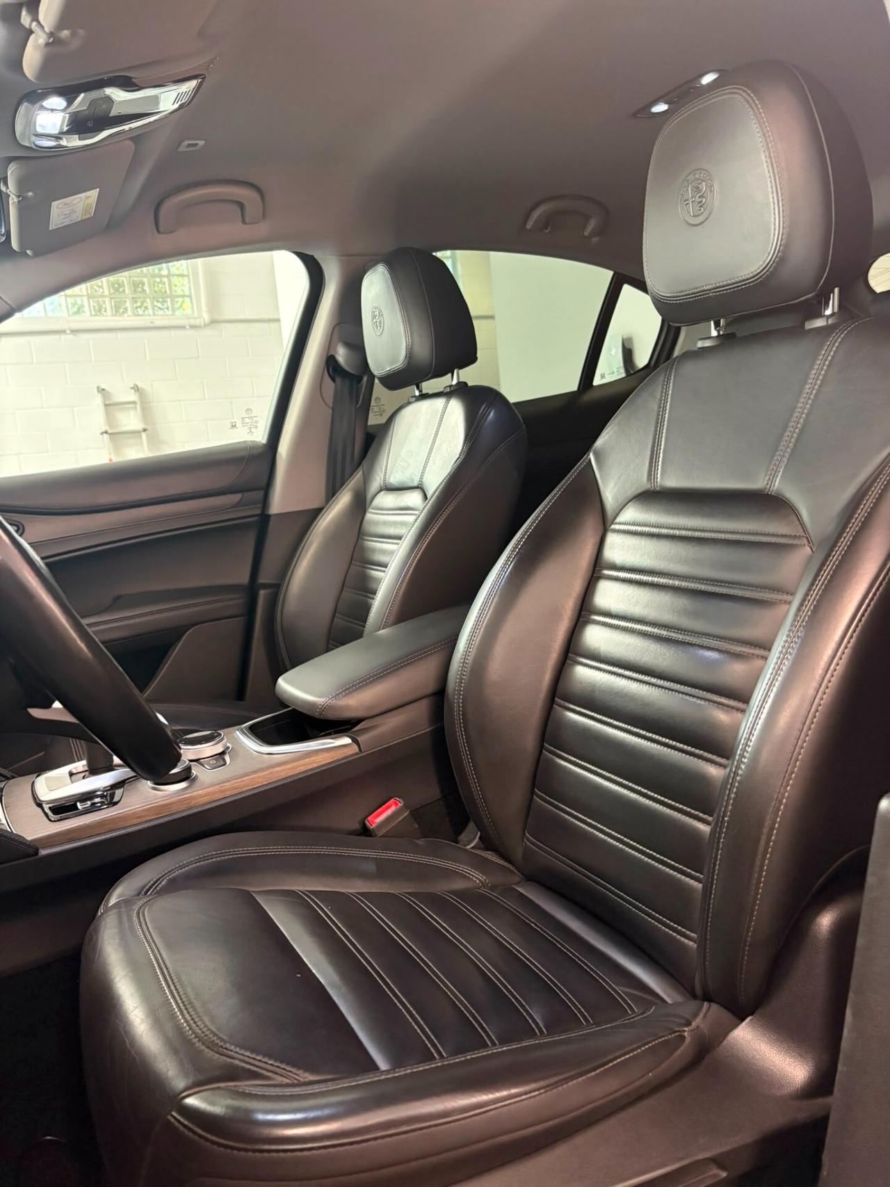 Alfa Romeo Stelvio 2.2 Turbodiesel 190 CV AT8 Q4 Ti