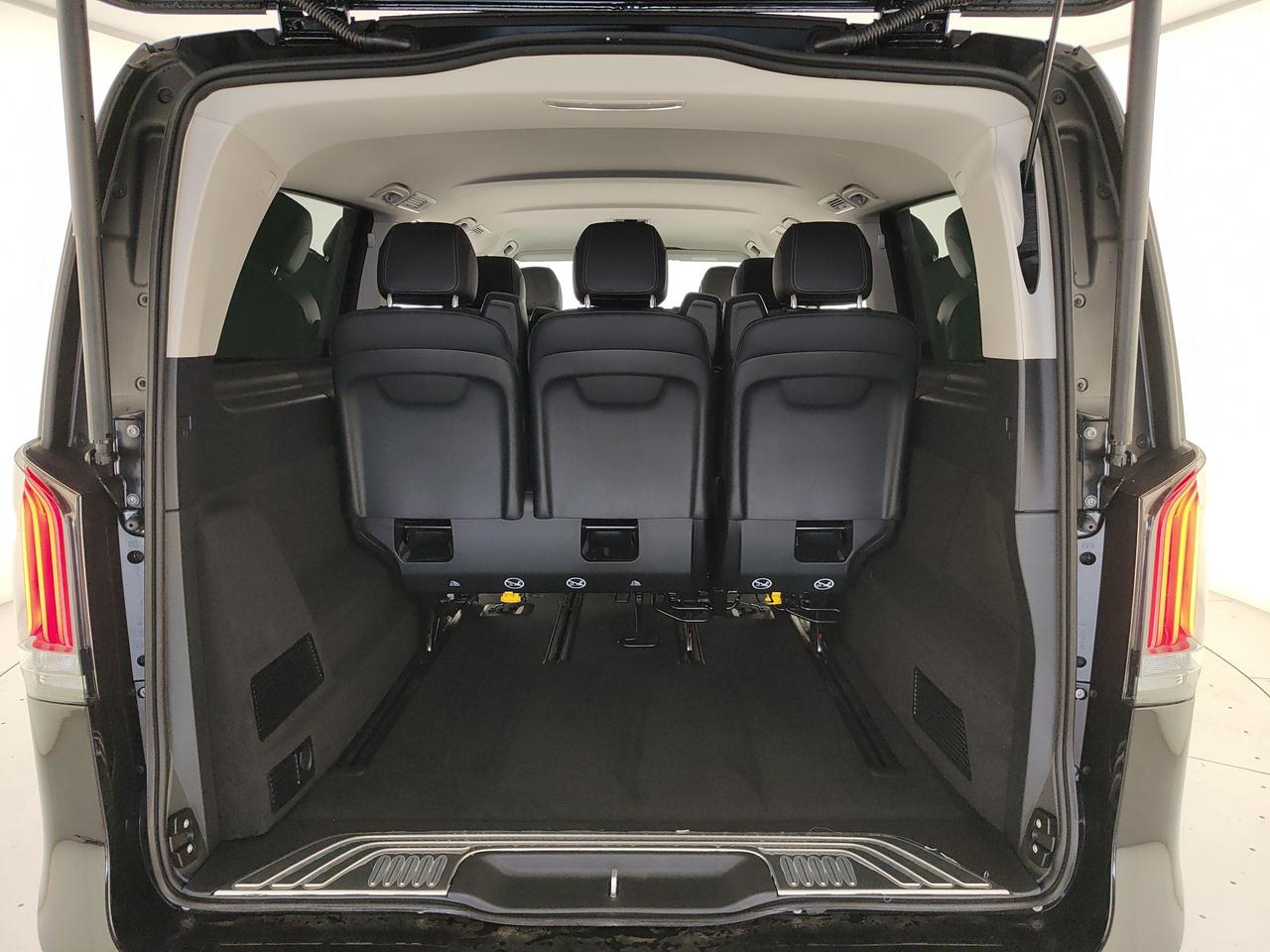 Mercedes-Benz V 300 d AVANTGARDE Extralong