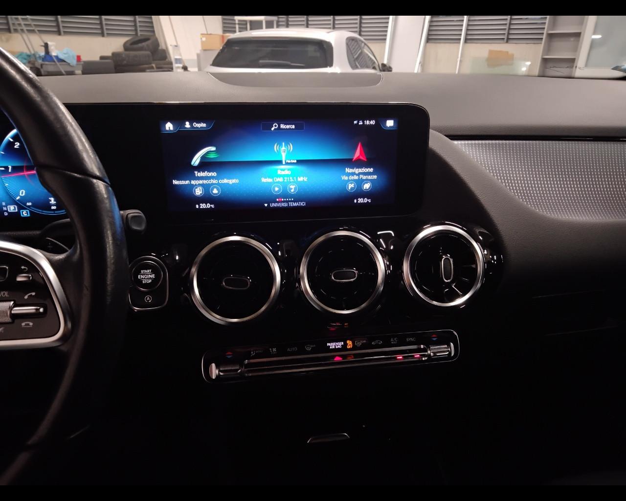 Mercedes-Benz GLA-H247 2020 - GLA 180 d Sport Plus auto