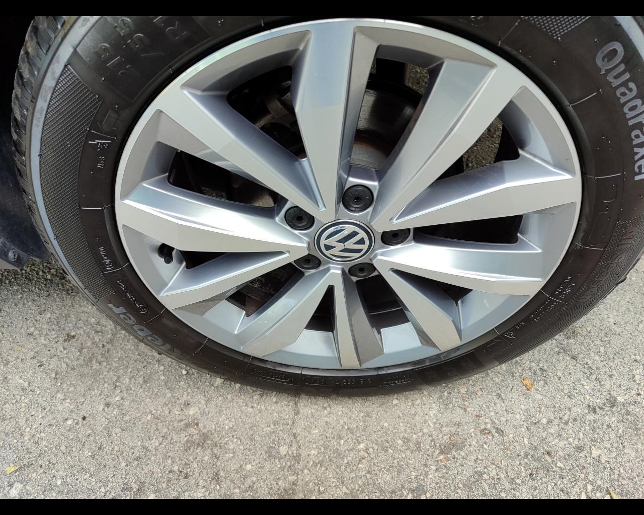 VOLKSWAGEN T-Roc - T-Roc 1.6 TDI SCR Advanced BlueMotion Technology