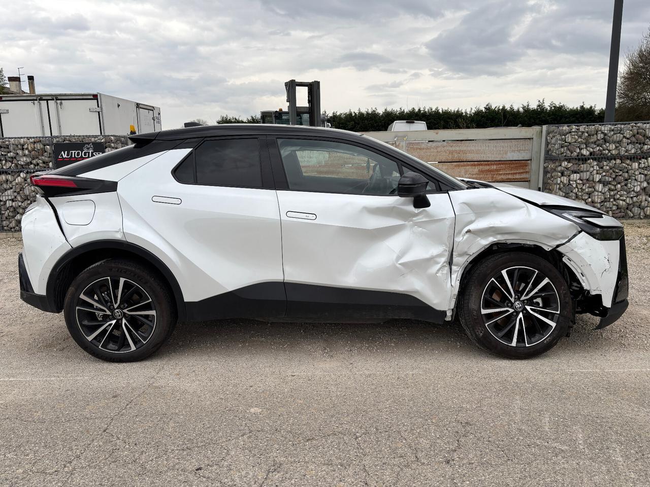Toyota C-HR 2.0 PHEV Lounge