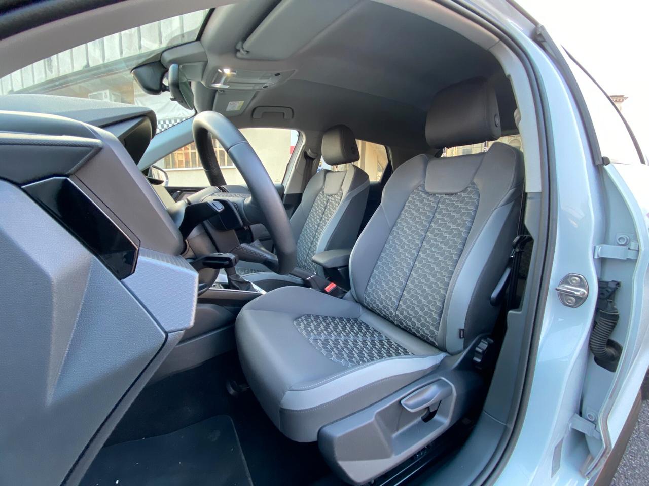 Audi A1 SPB 30 TFSI S tronic Identity Black