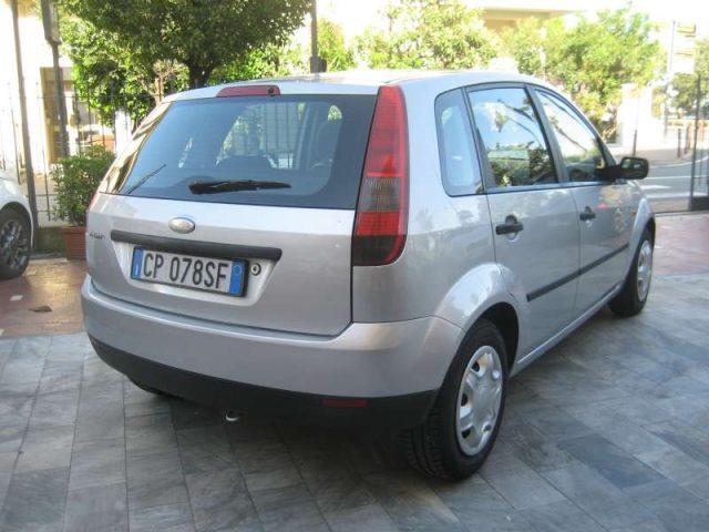 FORD Fiesta 1.2 16V 5 PORTE ZETEC