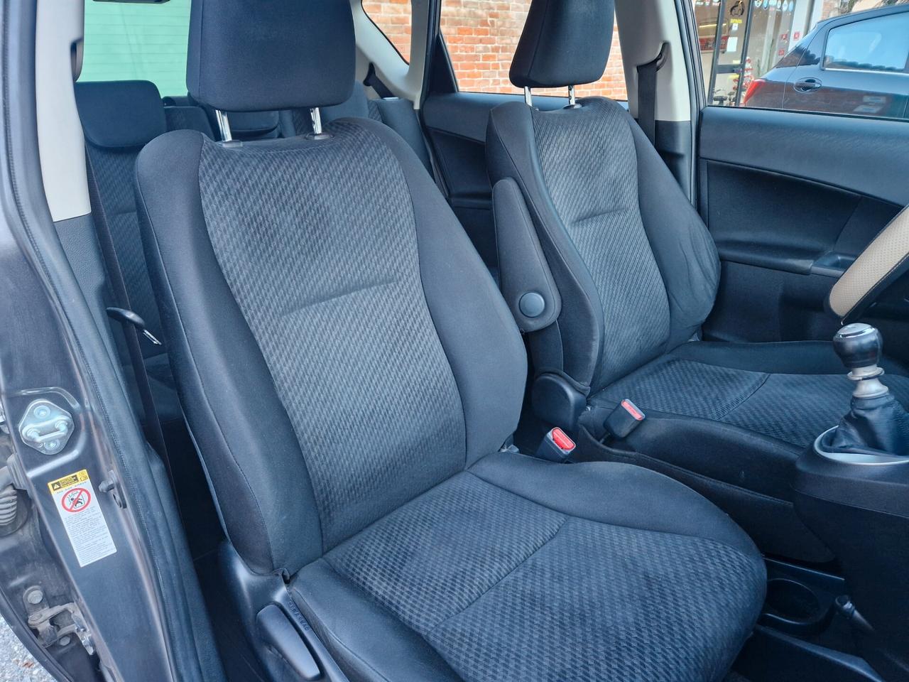 Toyota Verso-S 1.3 100CV "106.800 km" Benzina, Bluetooth, Camera