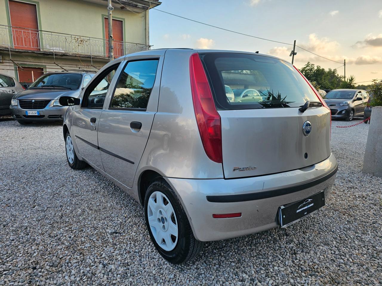Fiat Punto 1.2i cat 5 porte EL cambio automatico soli 100000km
