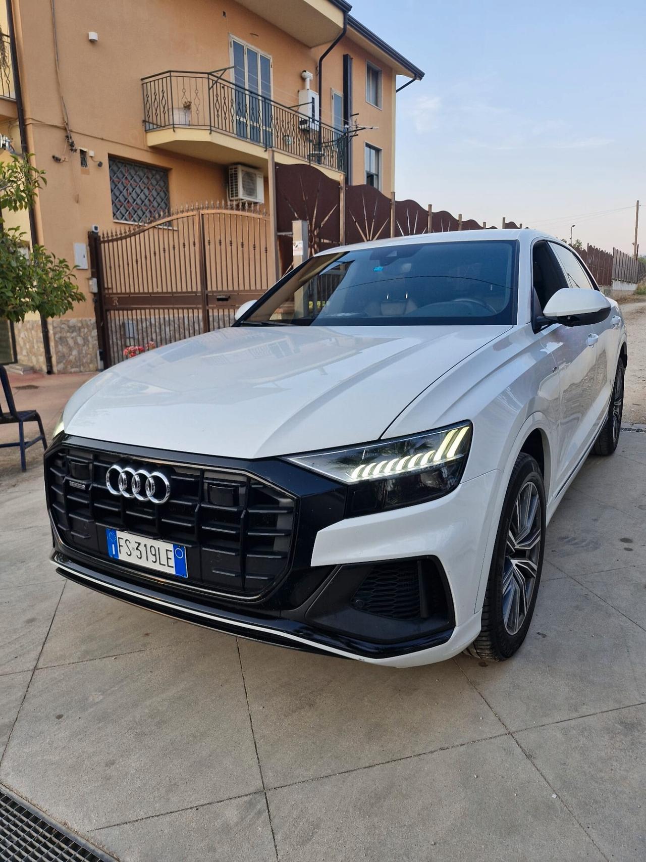 Audi Q8 50 TDI 286 CV quattro tiptronic Sport