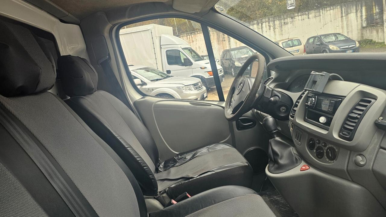 Opel VIVARO 19TDI