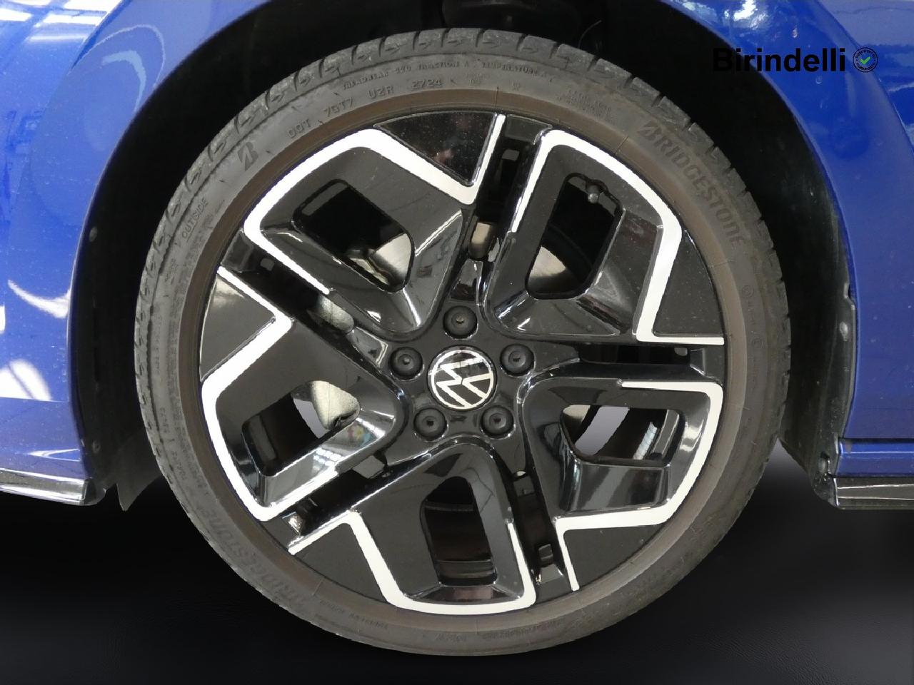 VOLKSWAGEN Golf 8ª serie - Golf 1.5 eTSI 150 CV ACT DSG R-Line