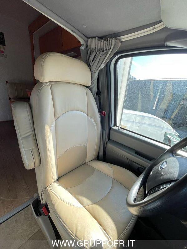 Ford E 450 VISTA CRUISER E 450 6.0 TD 2 POP UP TRAINO 35 Q MANSARDATO