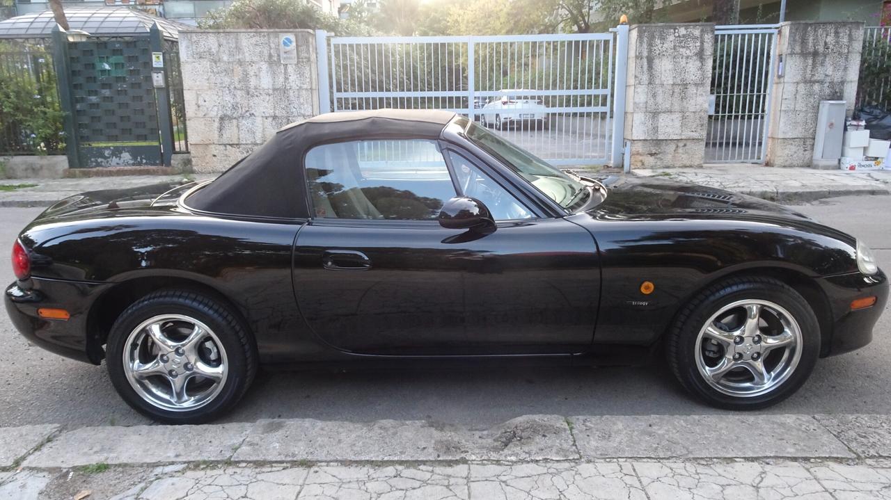 Mazda MX-5 1.6i 16V cat Trilogy