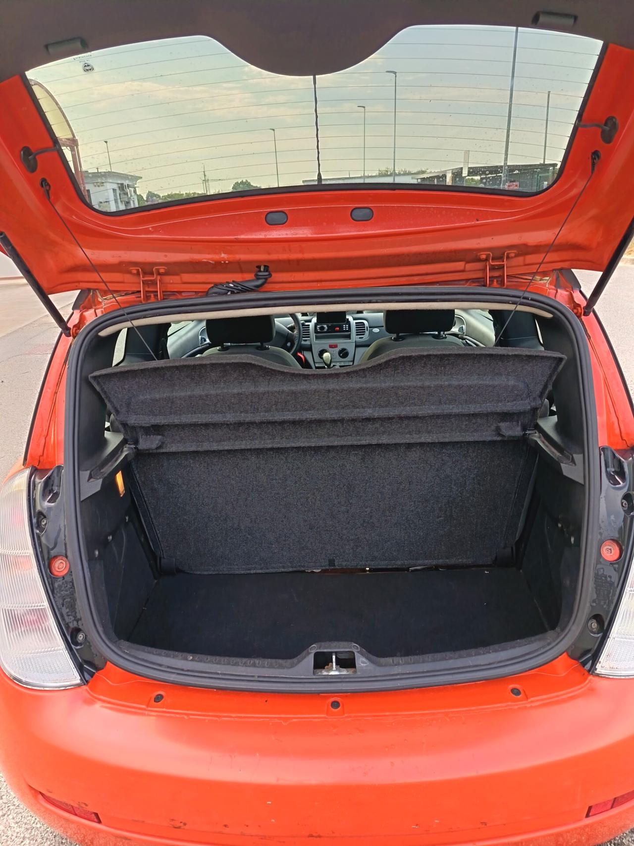 Lancia Ypsilon 1.2 Diva
