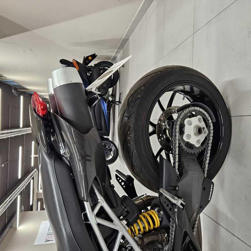 Ducati Hypermotard 796 - 2011