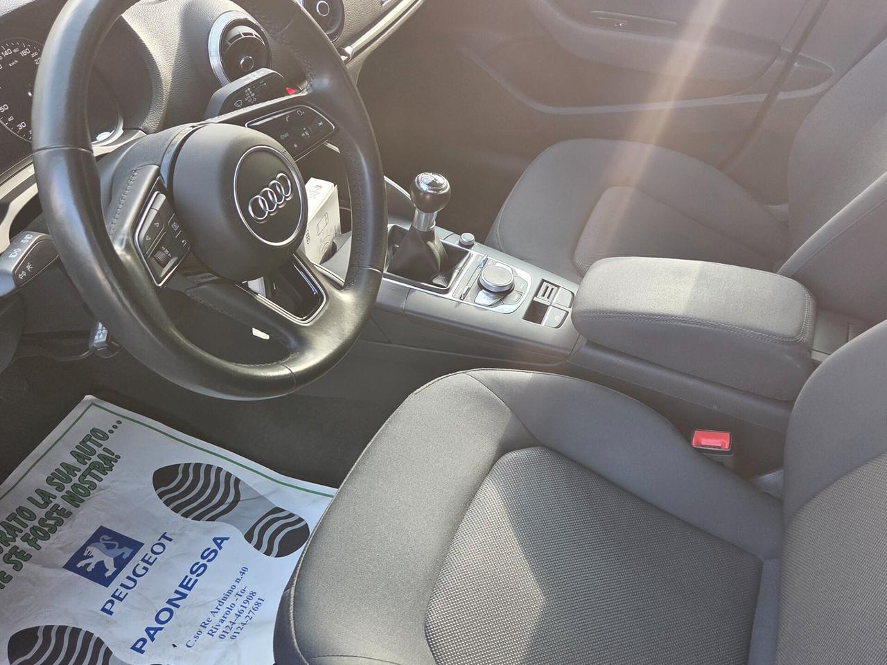 Audi A3 SPB 30 TFSI Admired