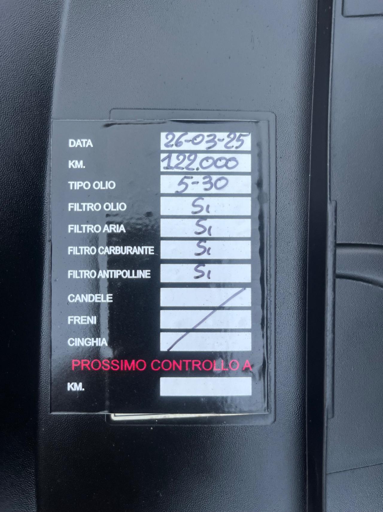 Citroen C4 Cactus BlueHDi 100 S&S Shine Edition