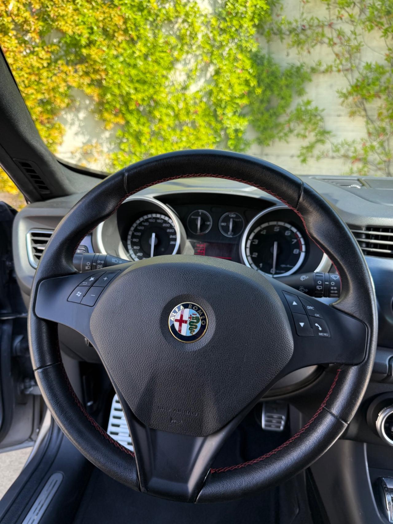 Alfa Romeo Giulietta 1750 TBi Quadrifoglio Verde