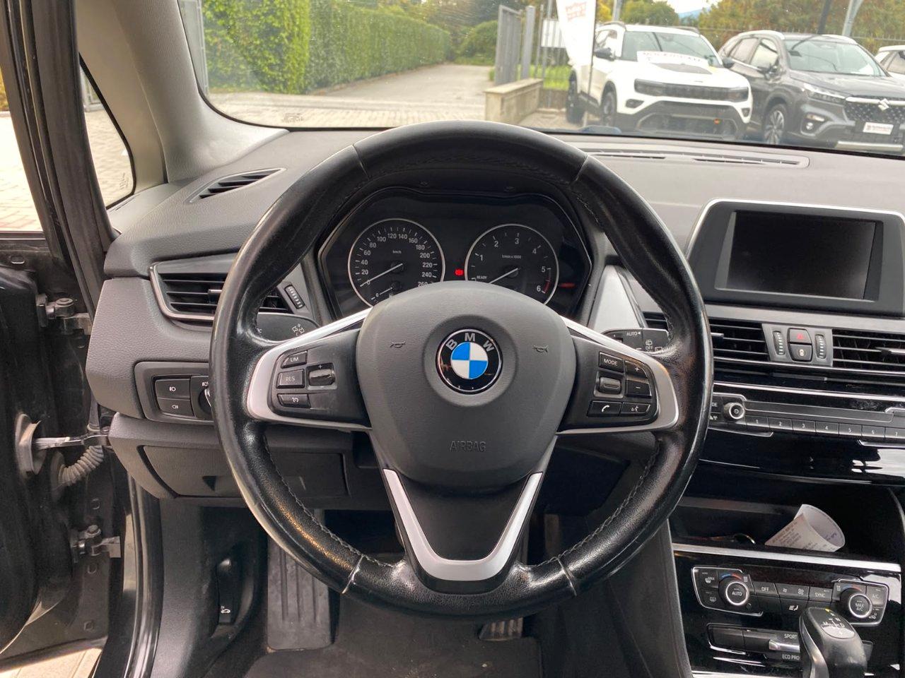 BMW 218 d Active Tourer auto
