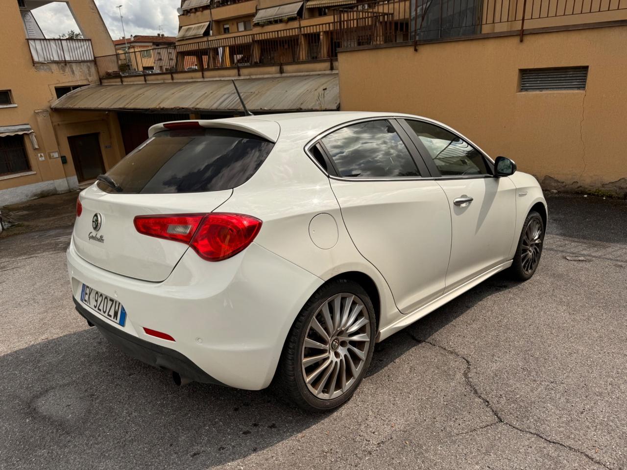 Alfa Romeo Giulietta 2.0 JTDm-2 140 CV Exclusive