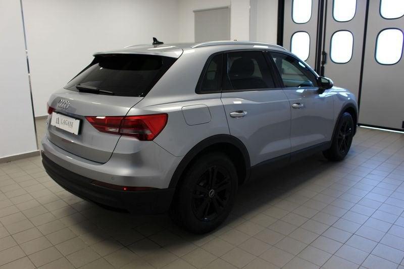 Audi Q3 35 TDI S tronic Business