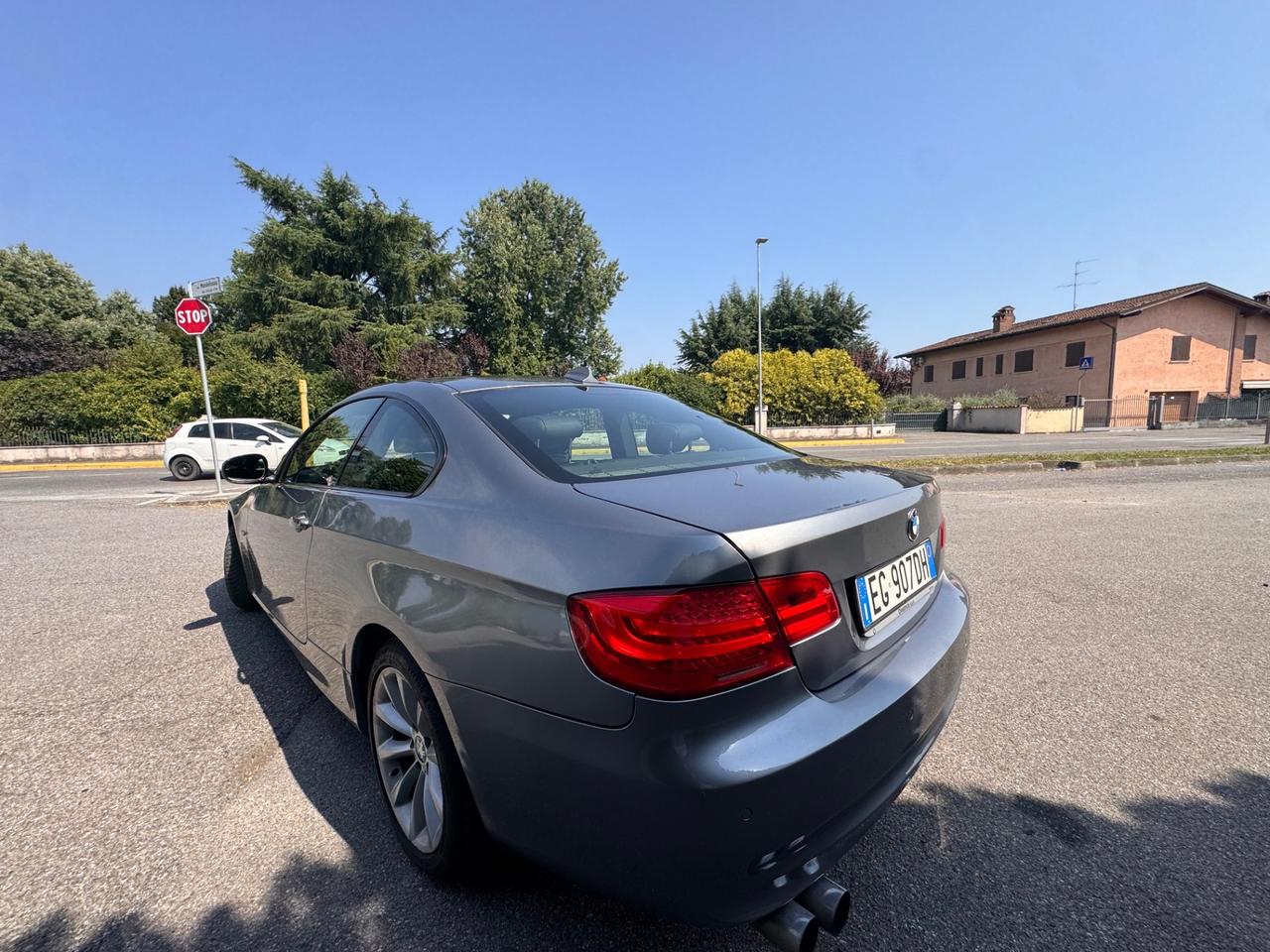 Bmw 320 320, futura, anno 2011, 2.0 diesel, automatico