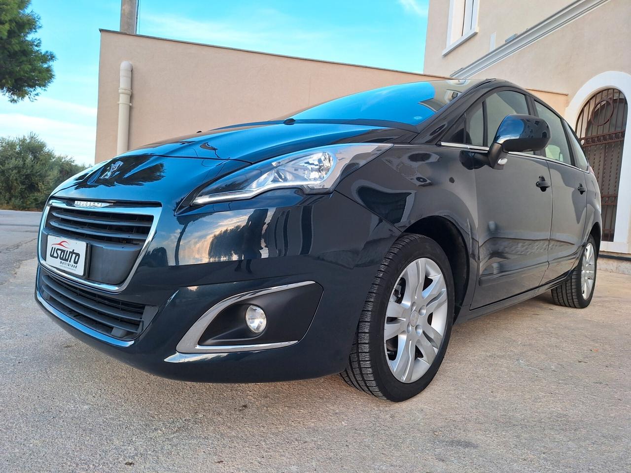 Peugeot 5008 1.6 HDi 115CV 7 posti 2014