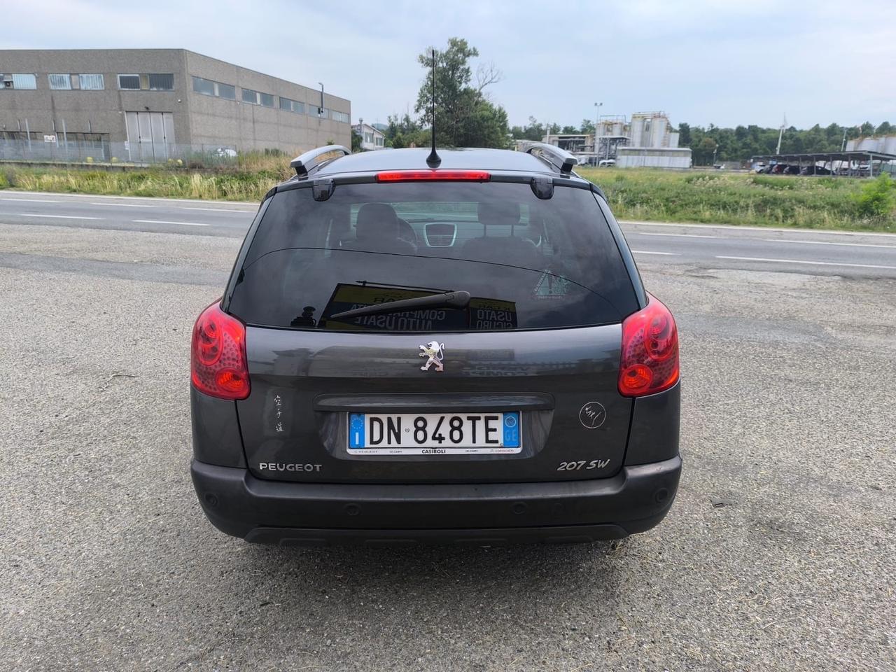 Peugeot 207 1.6 HDi 110CV 5p. XS